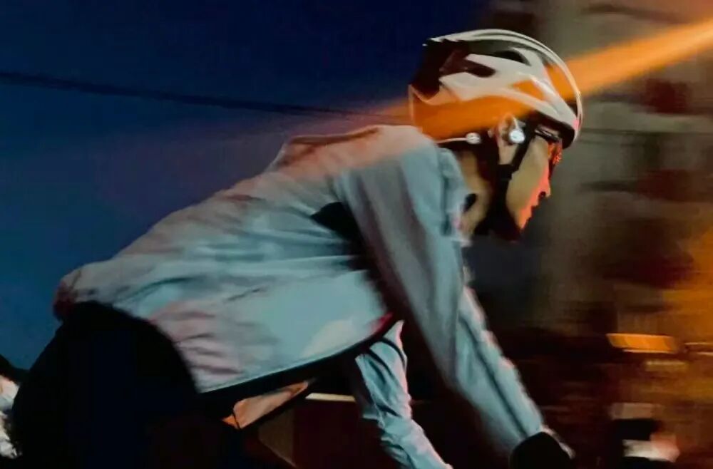 冬夜安全出行_出行提示_騎行反光裝置