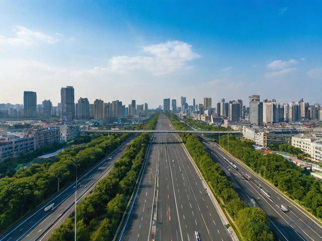 9月15日8時實時路況信息公布！城市道路與高速狀況全知曉